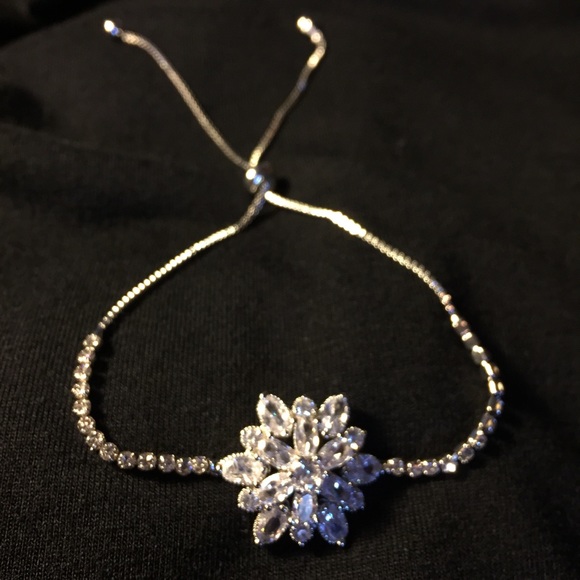 Adjustable Chain Bracelet - Picture 5 of 6